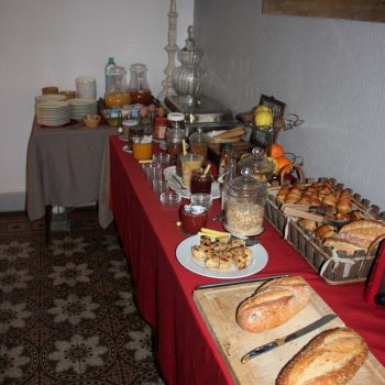 petit déjeuner buffet hotel saint remy de provence